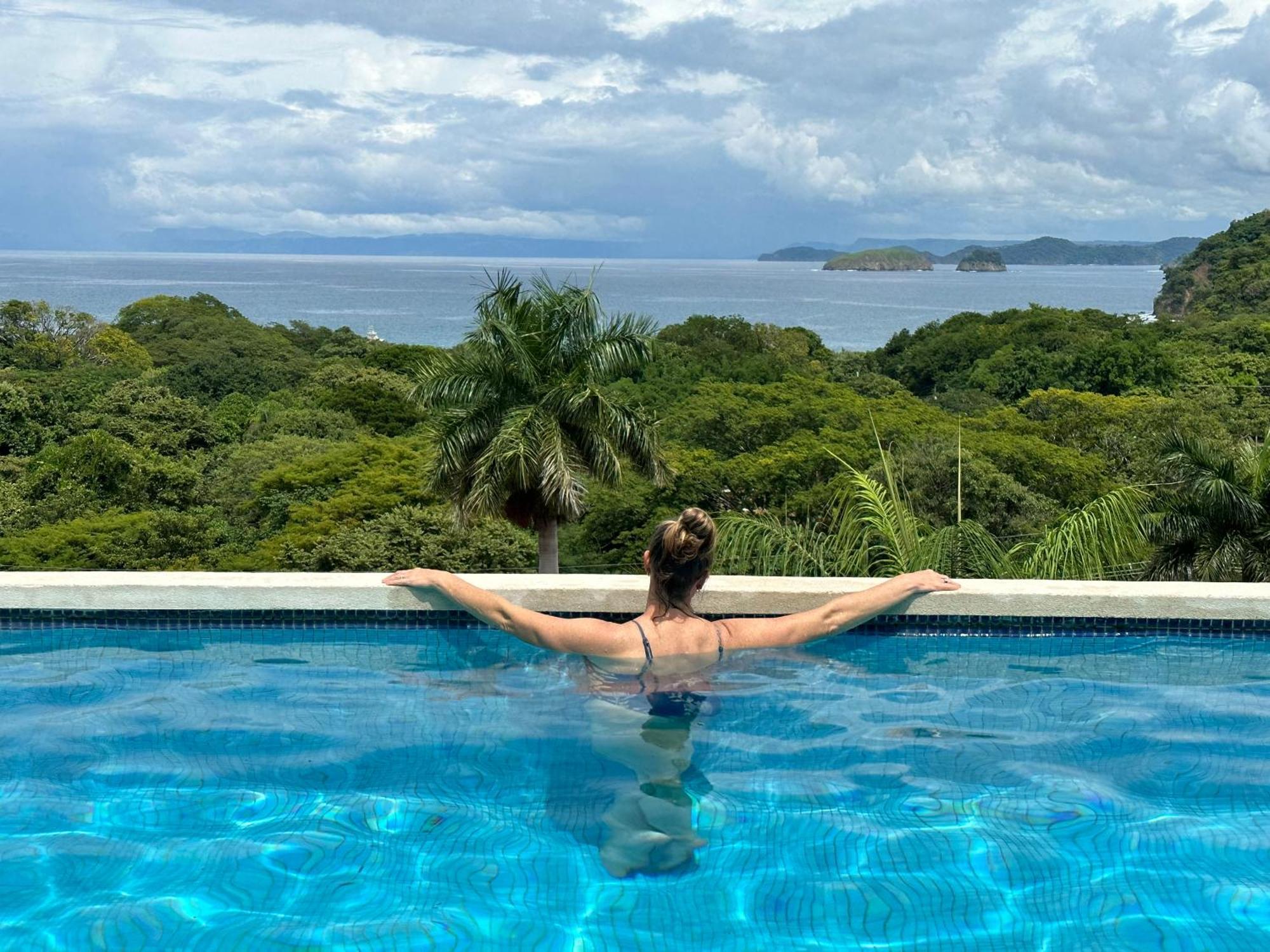 Pura Vista Hotel Playa Ocotal Bagian luar foto